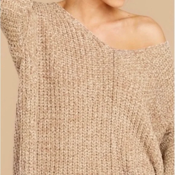 LIZZY- Wide Cuff Oversized Sweater - Picture 1 of 3